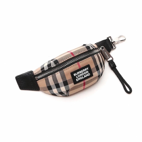 New💕Burberry Bum check bag charm - Picture 2 of 11